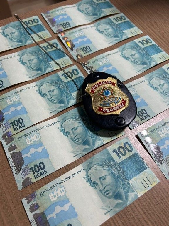 Cédulas falsas que seriam distribuídas durante o Carnaval são apreendidas em Manaus