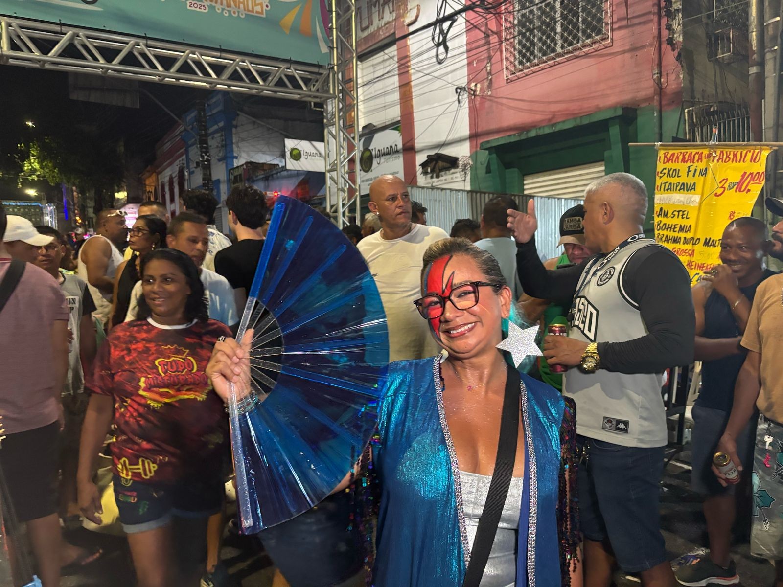 FOTOS: tradicional Banda da Bica reúne milhares de foliões no Centro de Manaus