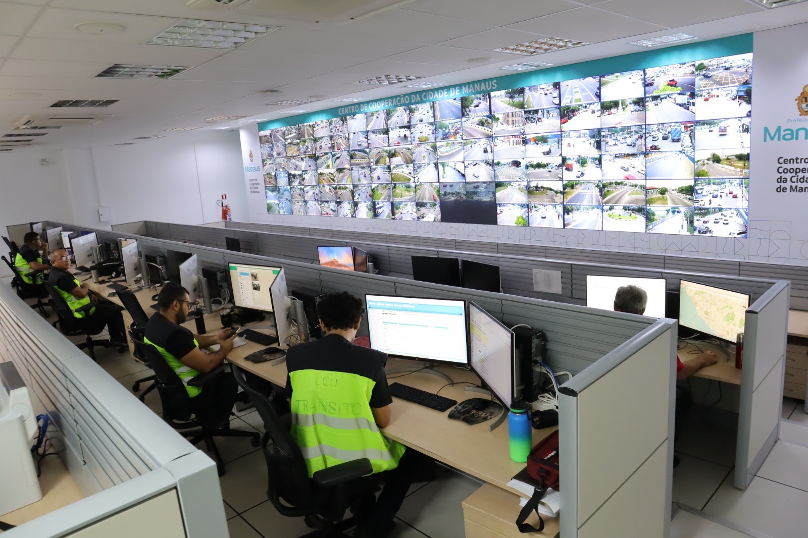 Central 199 da Defesa Civil de Manaus volta a atender chamadas de moradores afetados pelas chuvas