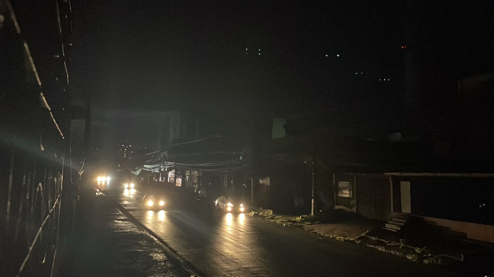 Concessionária diz que 85% do fornecimento de energia foi restabelecido em Manaus e região metropolitana após apagão