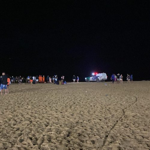 Amigos relatam os últimos momentos de adolescente que morreu afogado na Ponta Negra: ‘tudo tão rápido’