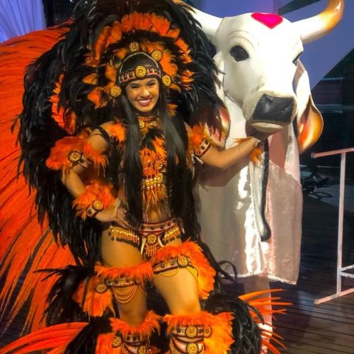 Lívia Christina é anunciada Rainha do Folclore, e Boi Garantido apresenta nova porta-estandarte; veja itens